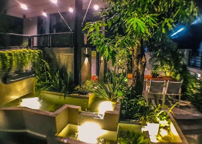 Exclusive Access To The Whole Garden. Villa *