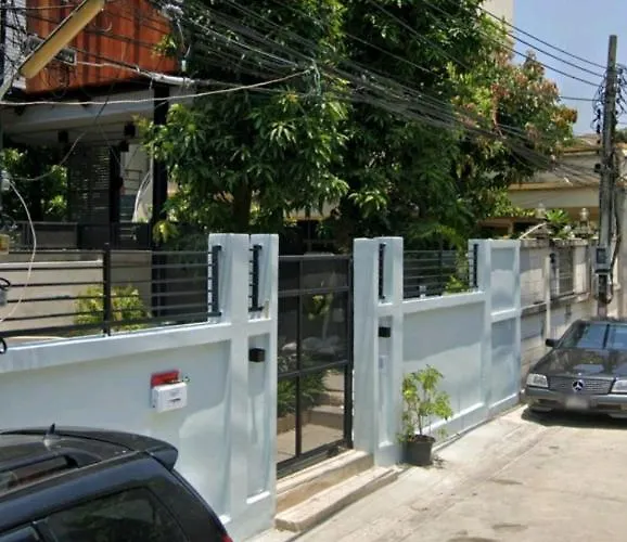 Exclusive Access To The Whole Garden. Villa *